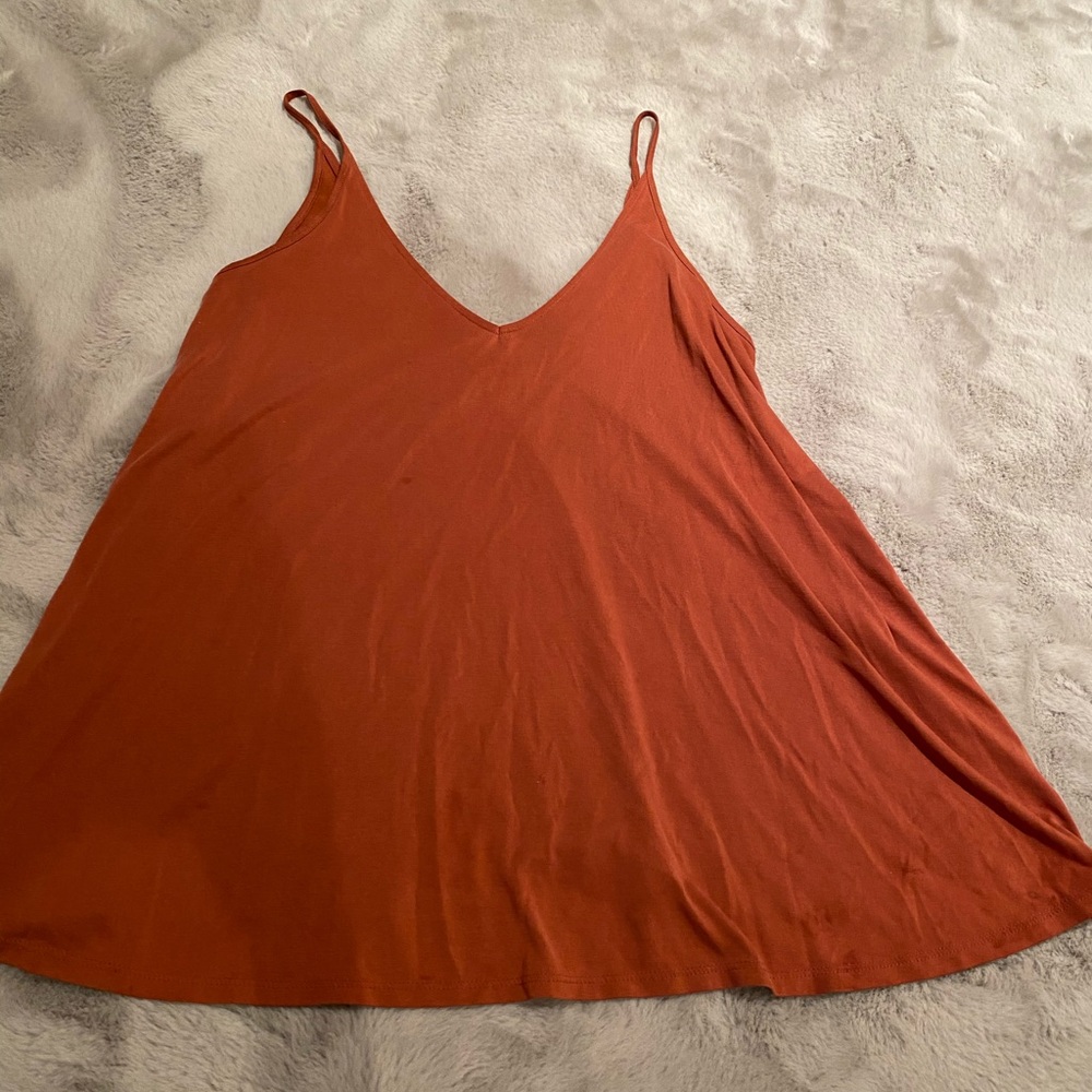 urban outfitters tank top🧡